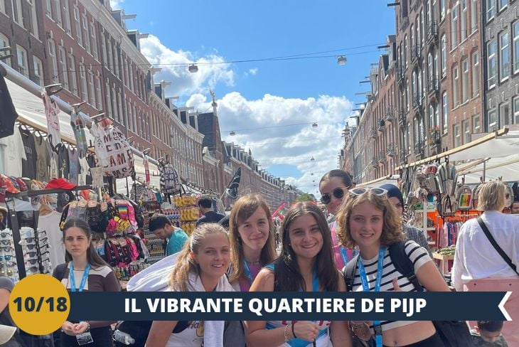 Vi condurremo alla scoperta dell'ALBERT CUYP MARKT, il cuore pulsante del commercio tradizionale olandese! Immergetevi nell'atmosfera vibrante del più grande mercato all'aperto dei Paesi Bassi, dove oltre 200 bancarelle creano un caleidoscopio di colori, profumi e sapori. Dalle prelibatezze gastronomiche locali alle specialità internazionali, dai tessuti più pregiati ai souvenir più originali, ogni angolo racconta una storia di tradizione e modernità. Il nostro tour culminerà nel pittoresco Sarphatipark, un'oasi di tranquillità dove potrete rilassarvi tra specchi d'acqua scintillanti e caratteristici caffè che vi regaleranno un'autentica pausa all'olandese. Un'esperienza indimenticabile nel quartiere De Pijp, dove il folklore si fonde con la vita quotidiana di Amsterdam! (escursione di mezza giornata)