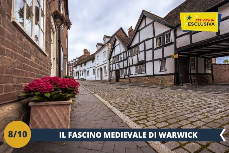 Trascorreremo un pomeriggio nel cuore della storica Warwick, una cittadina che ha mantenuto intatto il suo fascino medievale. Fondata nel IX secolo per difendersi dalle incursioni vichinghe, Warwick si sviluppa intorno al suo imponente castello e offre scorci suggestivi a ogni angolo. Tra i suoi monumenti più celebri spicca la Chiesa di St Mary, con la sua torre imponente che domina il panorama cittadino, e il Lord Leycester Hospital, un complesso di edifici medievali che racconta secoli di storia. Camminando tra le sue stradine acciottolate, avremo modo di ammirare l’architettura tradizionale e l’atmosfera unica che rende Warwick una tappa imperdibile. (escursione mezza giornata)