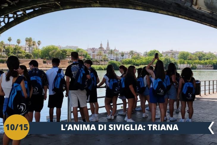 Vi porteremo oltre il Guadalquivir alla scoperta di Triana, il quartiere che racchiude l'anima più genuina di Siviglia. Culla di creatività, questo quartiere storico ha visto nascere generazioni di artisti, artigiani e ballerini di flamenco. Durante il nostro walking tour, passeggerete tra vie pittoresche e case multicolori, scoprendo antiche botteghe e deliziosi negozi di souvenir. Tra l'atmosfera popolare dei suoi vicoli e la passione travolgente del flamenco, Triana vi regalerà un'esperienza indimenticabile nel cuore più autentico di Siviglia. (Escursione di mezza giornata)