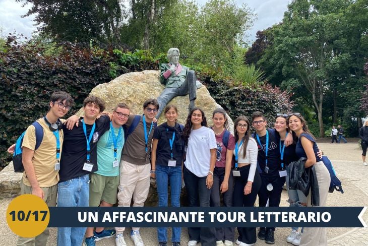 Un viaggio nella Dublino degli scrittori: dal MERRION SQUARE PARK, dove Oscar Wilde contemplava la vita dalla sua colorata statua, ai luoghi che ispirarono James Joyce e W.B. Yeats. In ST. STEPHENS GREEN, teatro del 'Ulisse' di Joyce, dove Leopold Bloom passeggiava tra cigni e aiuole, rivivrete le pagine della letteratura irlandese (escursione di mezza giornata).