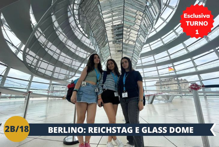 Visiteremo quindi il Palazzo del Reichstag (INGRESSO INCLUSO). Inaugurato nel 1894, il maestoso edificio in stile neoclassico fu costruito come sede per le riunioni del Reichstag, il parlamento del Reich tedesco e tornò ad essere la sede del parlamento tedesco, attualmente chiamato Bundestag, nel 1999. Con la sua peculiare cupola di vetro, il Reichstag svetta nel cuore di Berlino come monumento simbolo della rinascita della capitale tedesca. La cupola ha un diametro di 40 metri e offre una panoramica a 360° su tutta Berlino da un'altezza di 47 metri. Dalla sua terrazza potremo godere di una vista unica sui tetti della città.