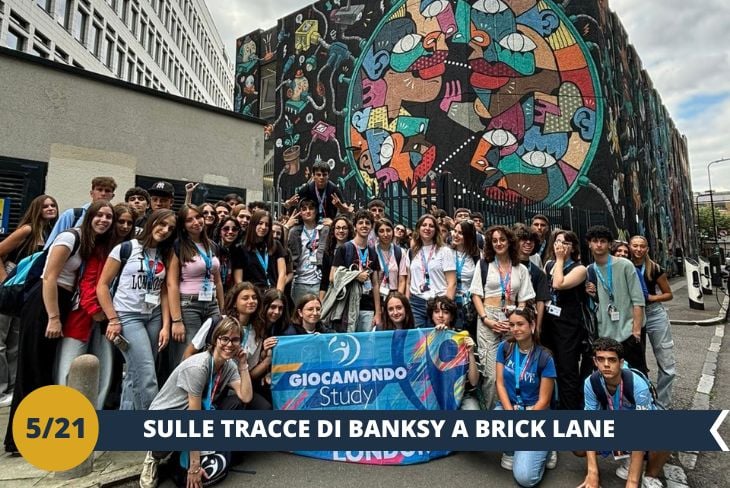 ESCURSIONE DI INTERA GIORNATA: Partiremo alla scoperta dei graffiti più incredibili di Londra, in un tour tra arte e creatività che ti lascerà senza fiato! La nostra avventura comincia a Shoreditch, il quartiere più cool della città, dove ogni muro è un’opera d’arte: qui le creazioni di artisti celebri come Banksy si mescolano al talento emergente, trasformando le strade in un vero museo a cielo aperto. Proseguiremo verso Brick Lane, il cuore pulsante della street art londinese, tra vicoli colorati e angoli pieni di storie dipinte. Le stradine che portano a Spitalfields e Bethnal Green saranno una sorpresa continua, dove ogni angolo svela un nuovo capolavoro urbano. Per concludere al meglio questa giornata ricca di emozioni, avrai tempo libero in centro per esplorare, rilassarti o fare shopping a tuo ritmo!