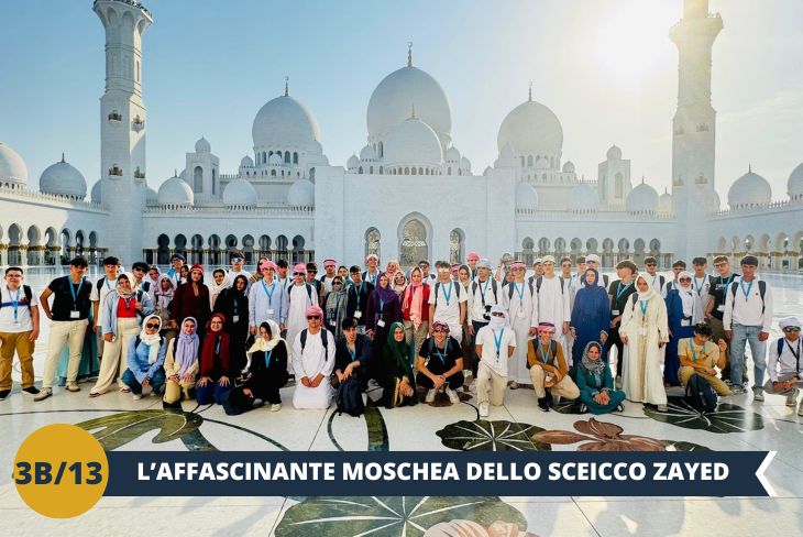 Visiterete la MOSCHEA DELLO SCEICCO ZAYED (ingresso incluso), gioiello dell'architettura islamica. Scoprite il maestoso tappeto iraniano di 5.000 metri quadrati, realizzato in un anno da 1.000 artigiani, un capolavoro che incarna la grandiosità di questo luogo sacro dalle atmosfere delle mille e una notte.